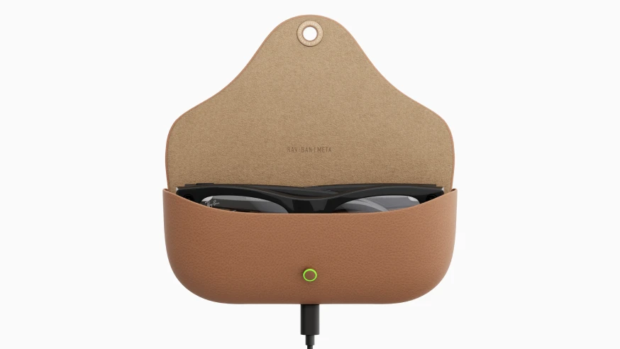 Ray-Ban Meta Wayfarer Transitions AI okuliare